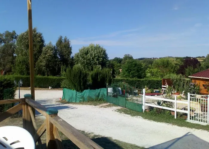 Au Coeur Des Collines Gersoise. Confort Daire